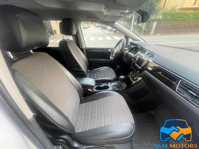 VOLKSWAGEN Touran 2.0 TDI 150 CV 7 posti