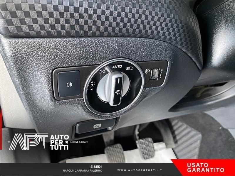 Mercedes-Benz Classe A A 180 d Sport my16