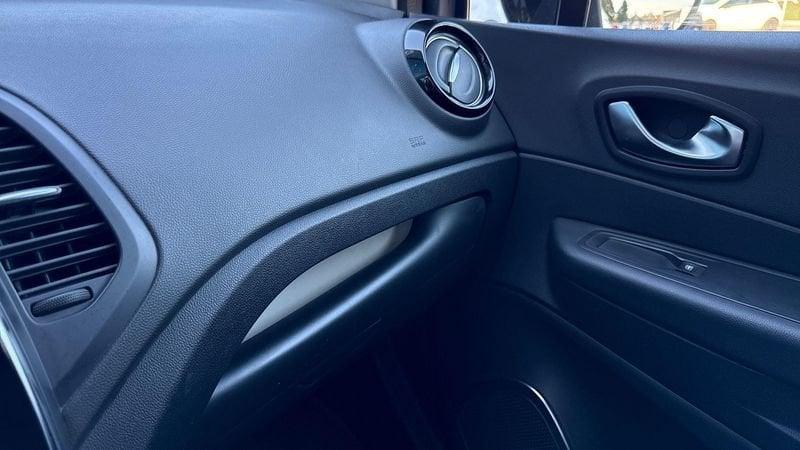 Renault Captur I 2017 1.5 dCi Energy 90cv Sport Edition EDC