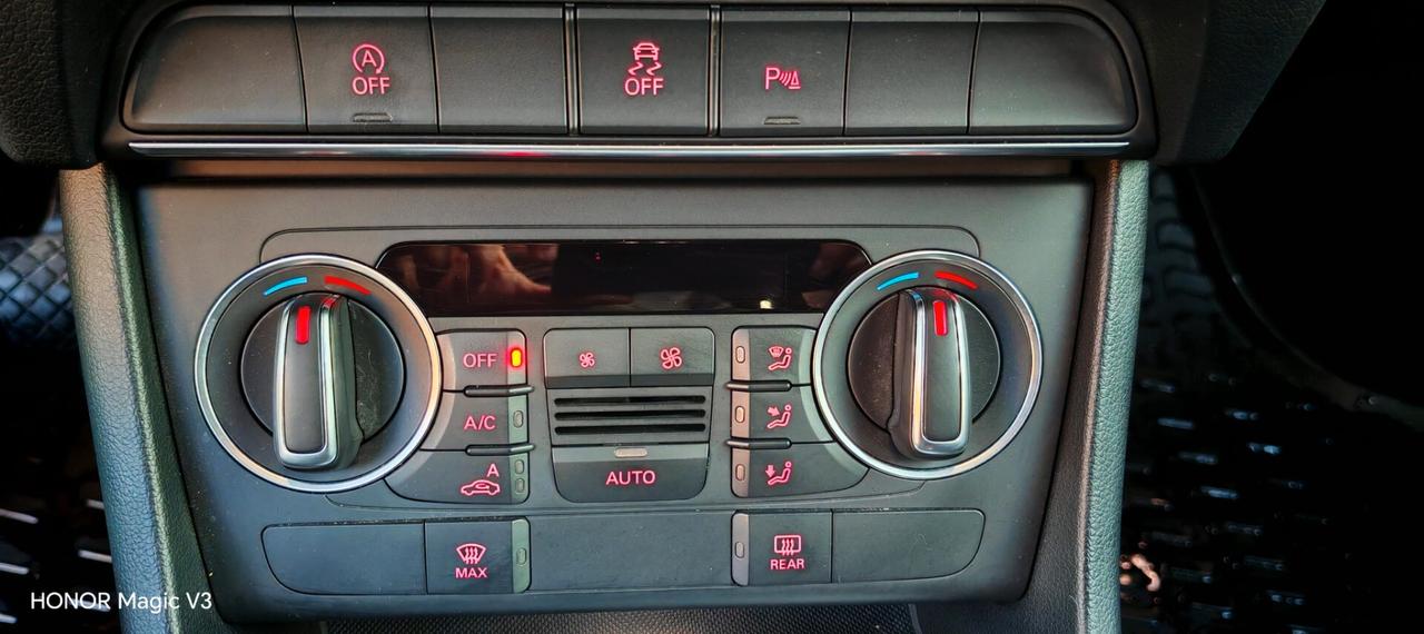 Audi Q3 2.0 TDI 150 CV Business*TETTO*NAVI*XENON*