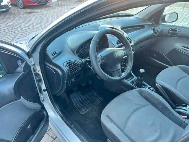 Peugeot 206 1.4 SW Sweet Years