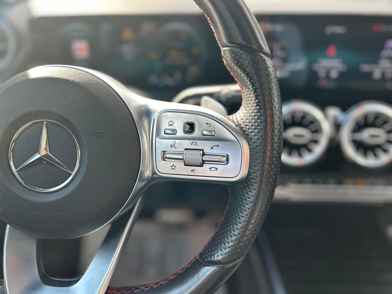 Mercedes-benz GLA 200 GLA 200 Automatic Premium