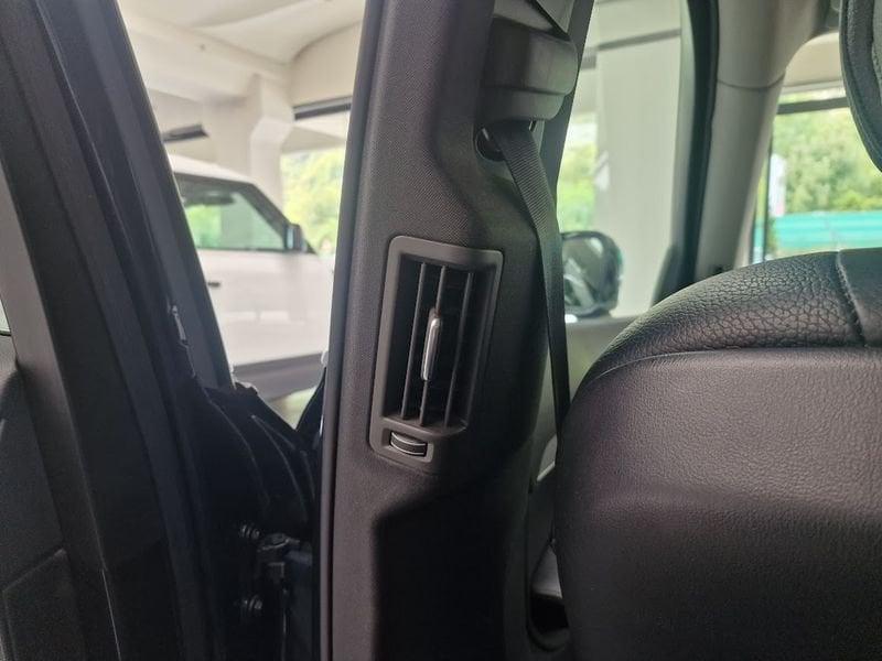 Volvo XC90 D5 AWD Geartronic 7 posti Momentum Euro 6 D-Temp