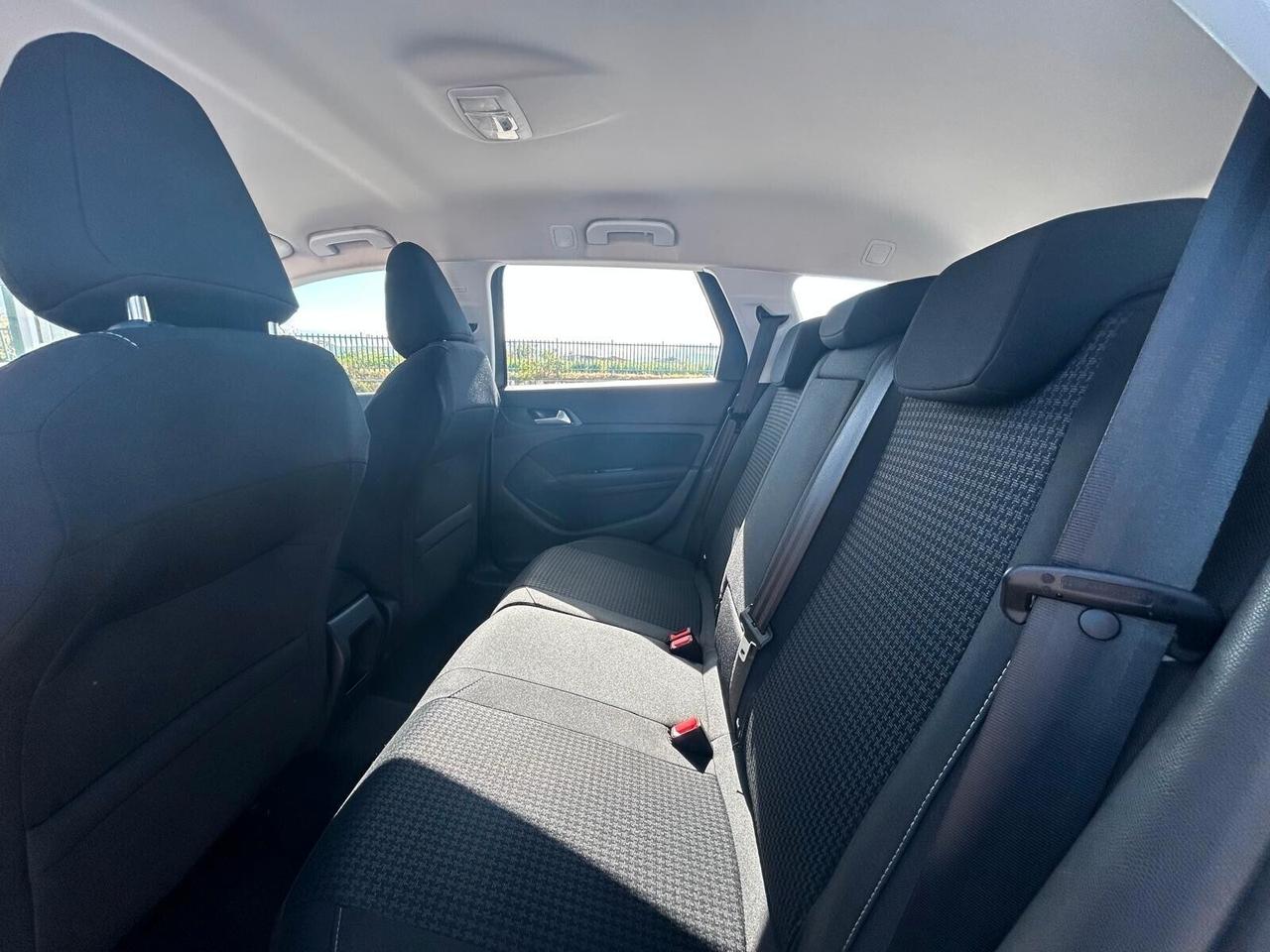 Peugeot 308 BlueHDi 130 S&S SW Business