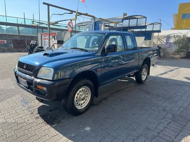 Mitsubishi L200 2.5 TDI 4WD Club Cab Pick-up GLS