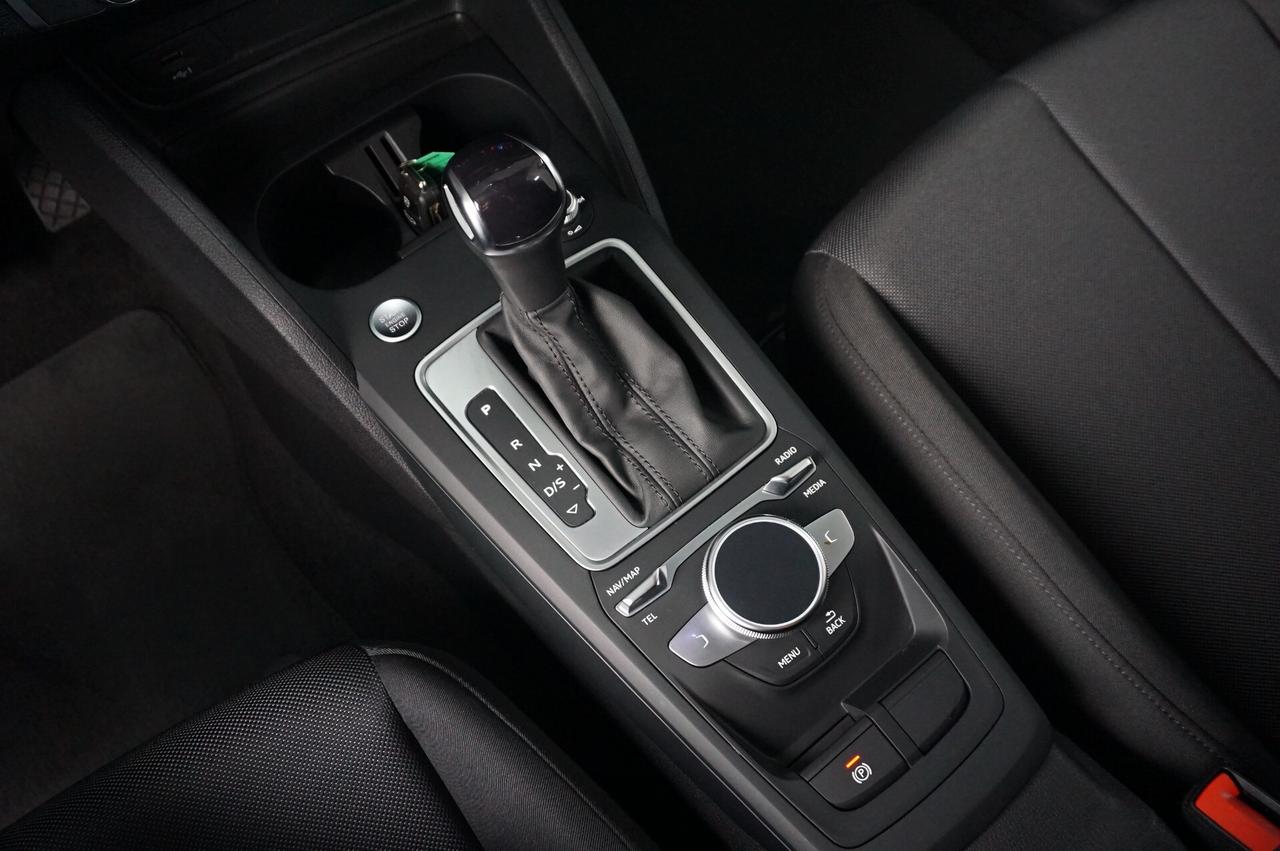 Audi Q2 35 TDI S tronic line Edition