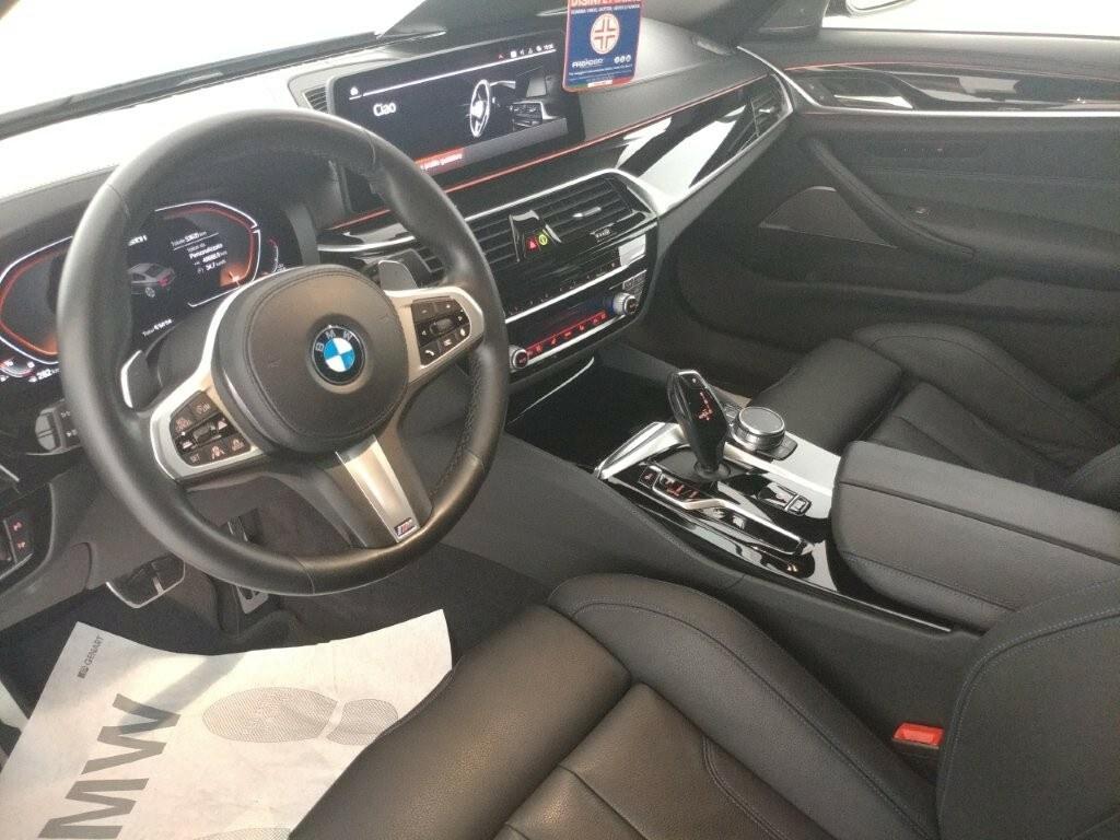 BMW Serie 5 M Berlina 550 i Mild Hybrid 48V xDrive Steptronic