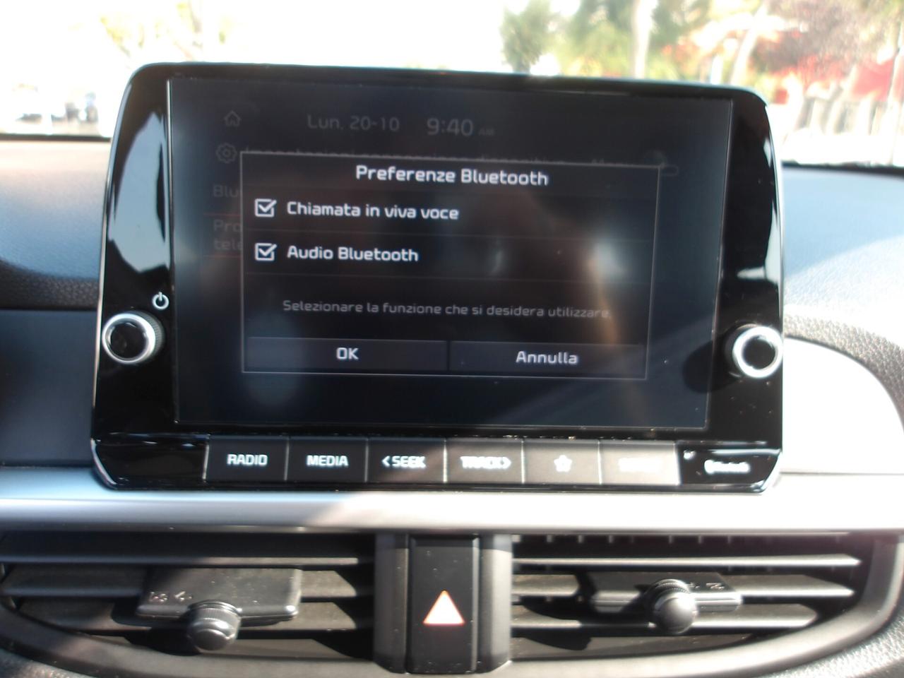 KIA PICANTO 1.0 BENZ-RETROC-2022