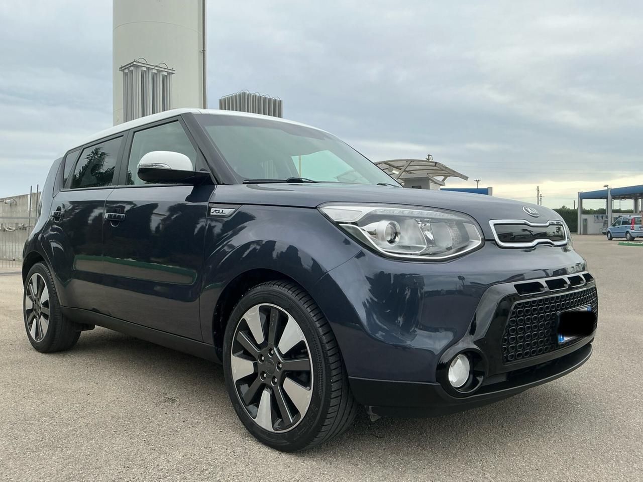 KIA SOUL 1.6 CRDI 136 Cv STRAFULL BI-COLOR 10/2016