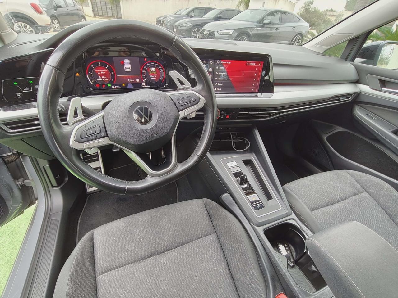 Volkswagen Golf 2.0 TDI DSG SCR Life - 2022