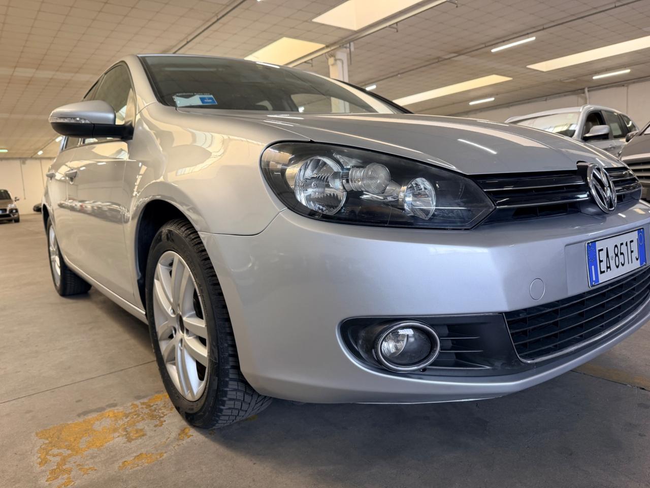 Volkswagen Golf 1.6 TDI DPF DSG 5p. Highline