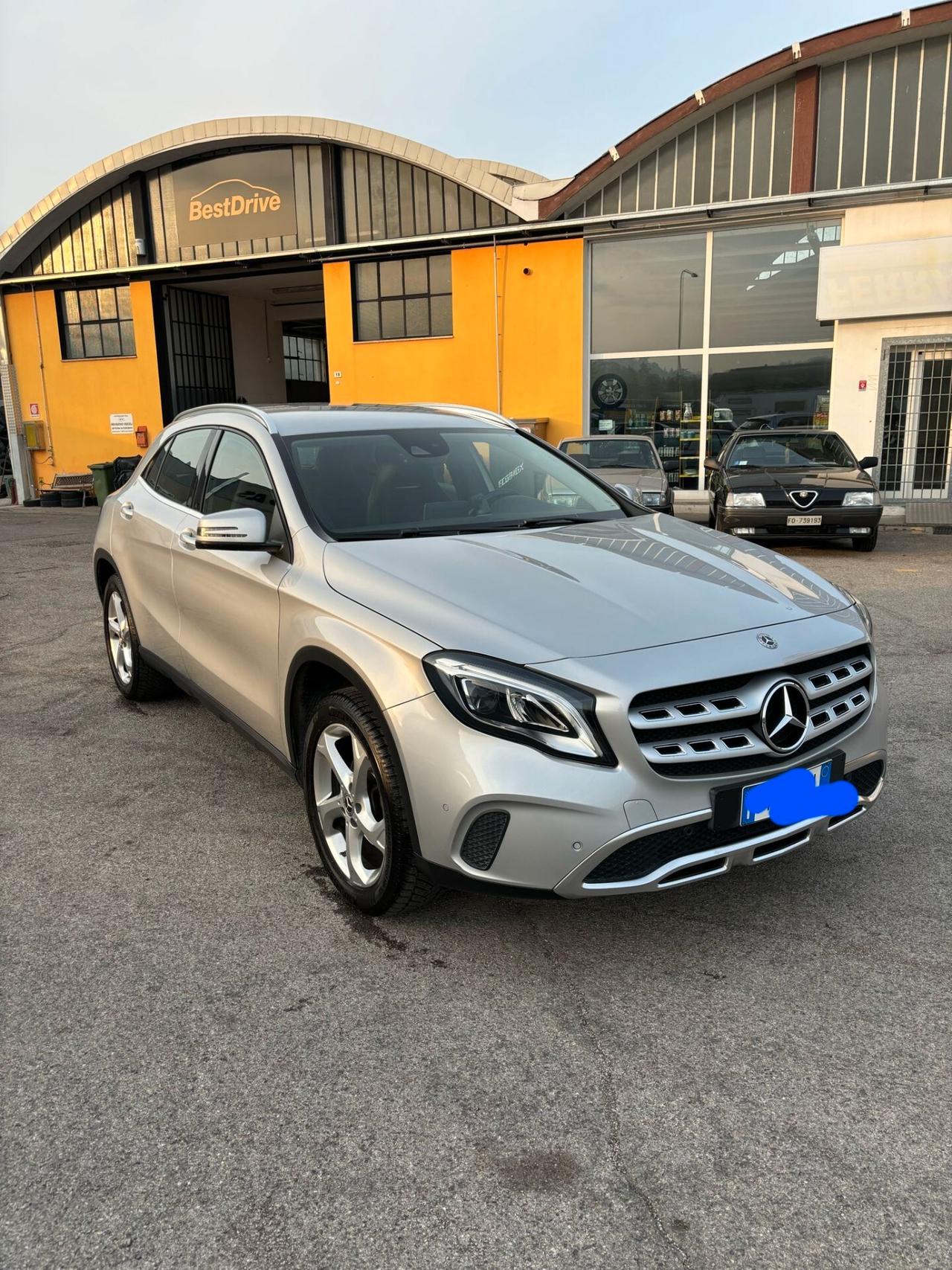 Mercedes-benz GLA 180 GLA 180 d Automatic Executive