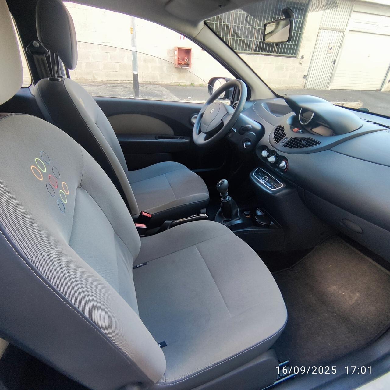 Renault Twingo 1.2 16V LEV Live euro 5