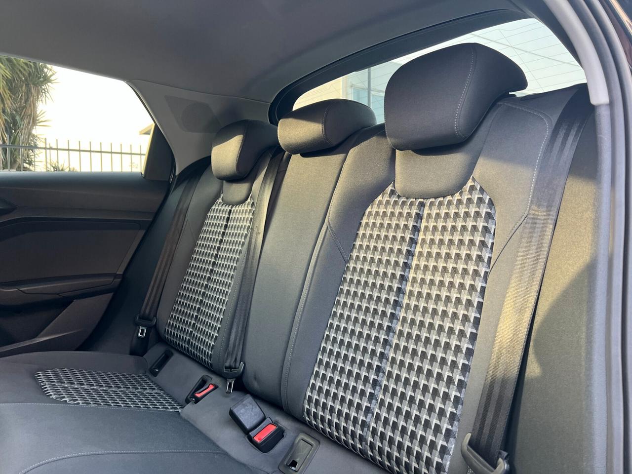 Audi A1 citycarver 30 1.0 116cv TFSI S tronic IVA ESPOSTA UNICO PROPRIETARIO