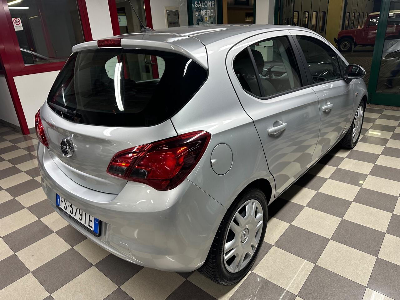 Opel Corsa 1.2 5 porte Advance