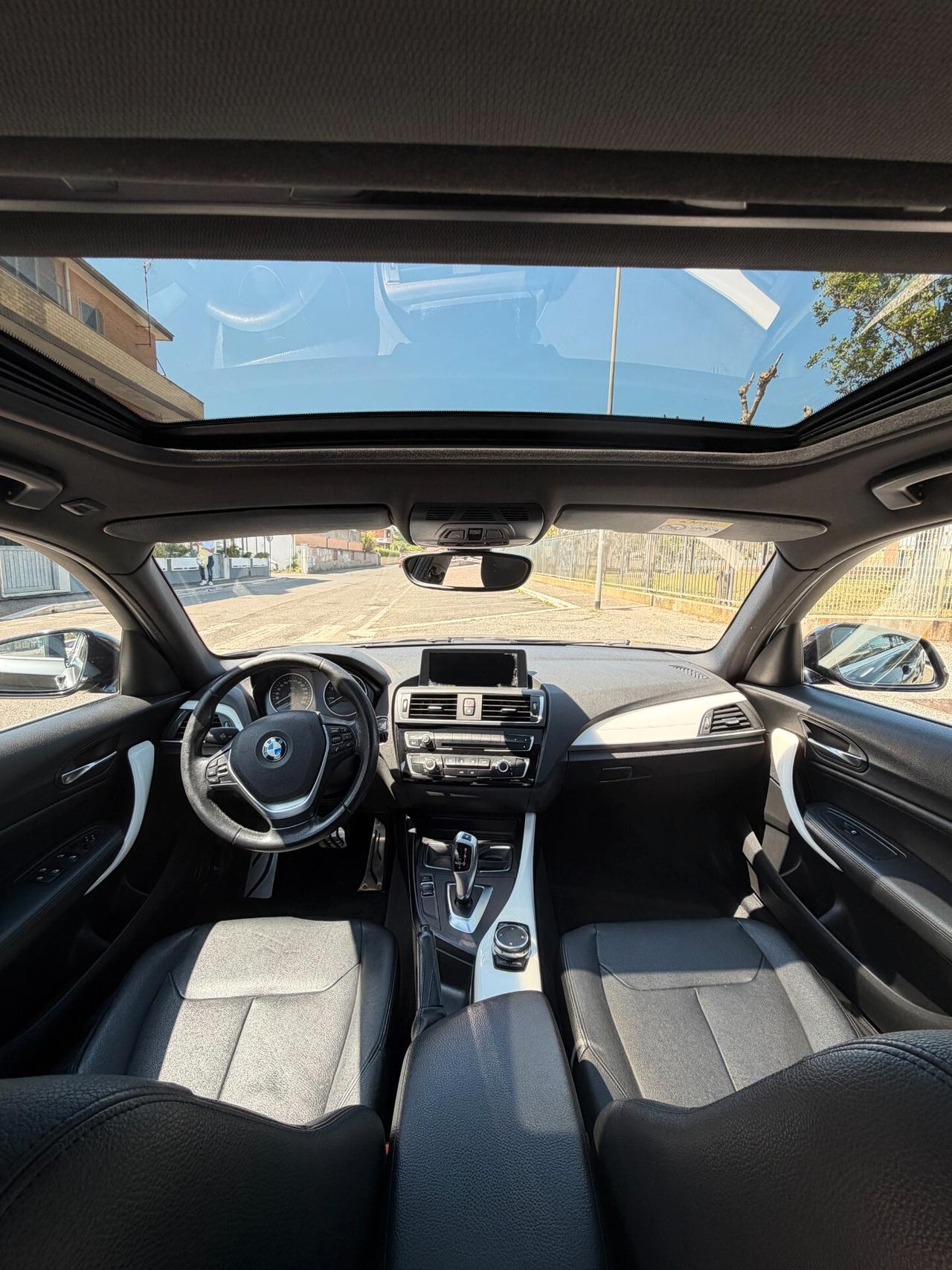 Bmw 116 116d 5p. Urban