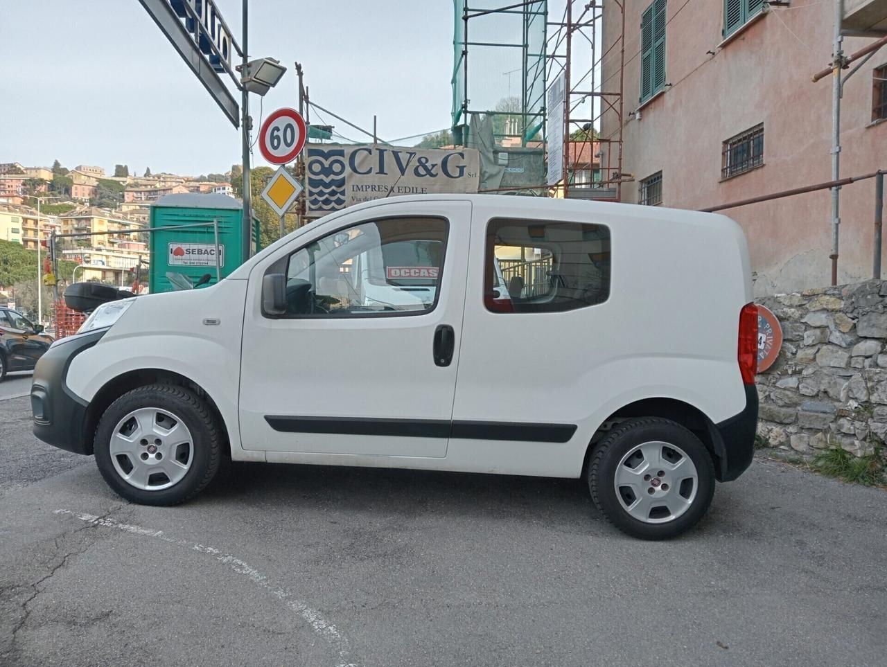 Fiat Fiorino 1.4 8V 77CV Benz. autocarro 5 posti