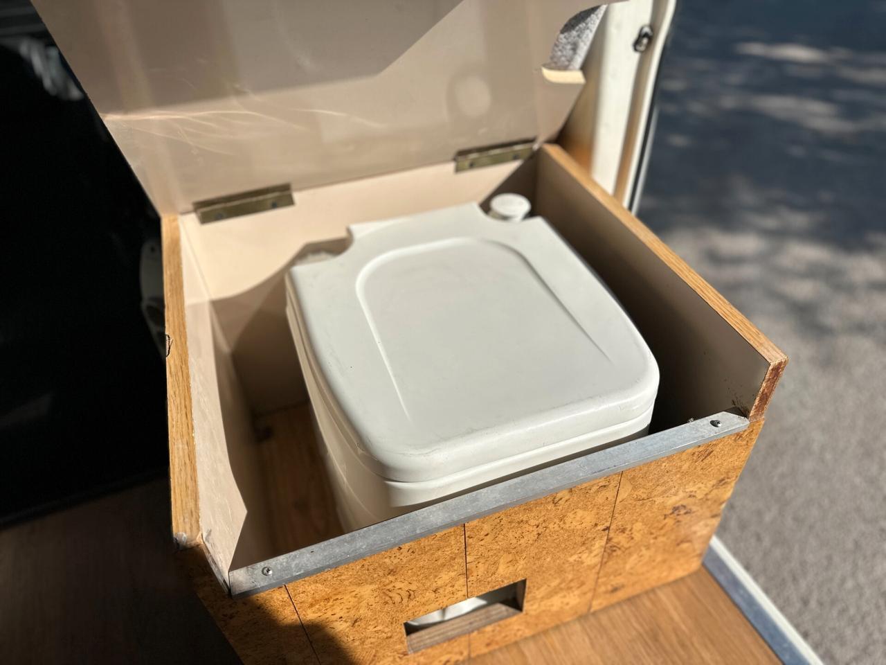 Volkswagen T3 Westfalia Joker "Hochdach" (Tetto Alto rigido)