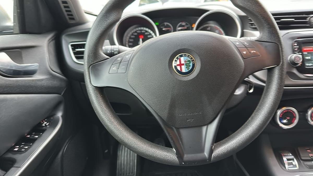 Alfa Romeo Giulietta 1.6 JTDm-2 105 CV Distinctive