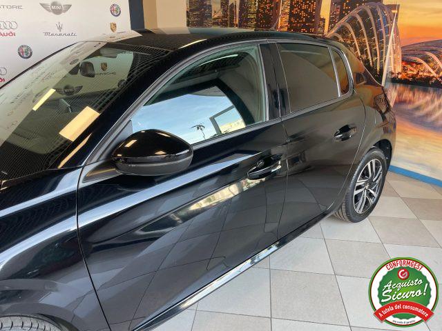 PEUGEOT 208 1.5 BlueHDi 100cv Allure*NAVI*CARPLAY