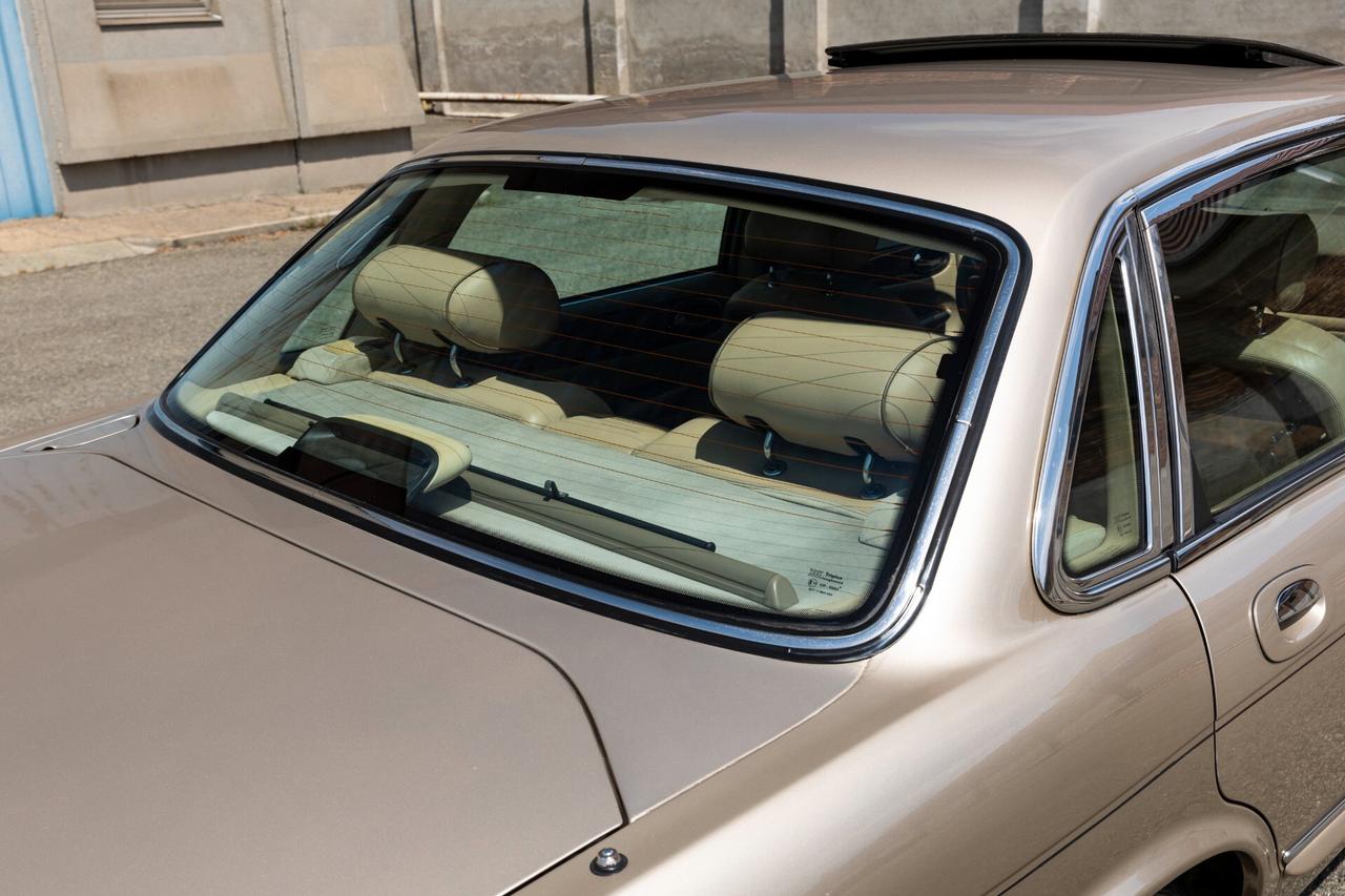 Daimler Super V8 XJ X300* LWB * Topaz con interni Cashmere* Meravigliosa*
