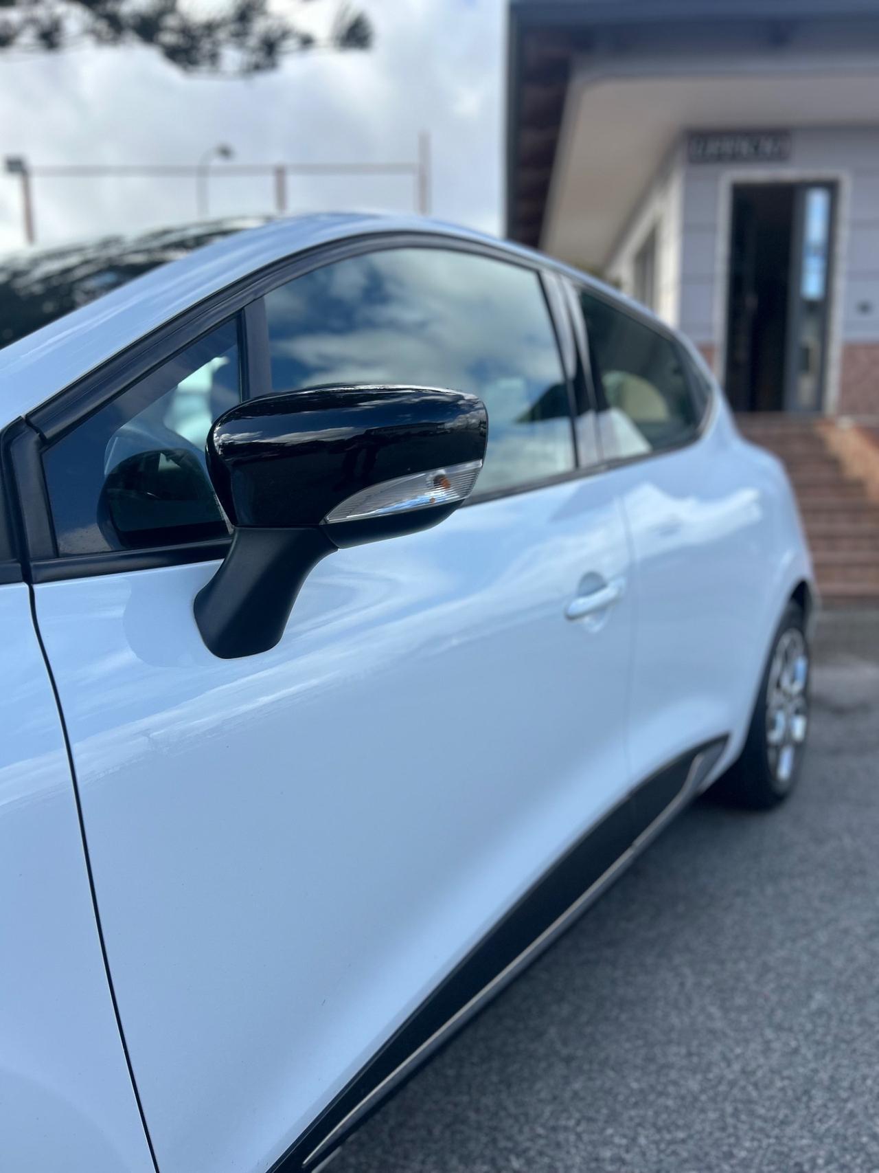 Renault Clio 1.2 75CV GPL 5 porte