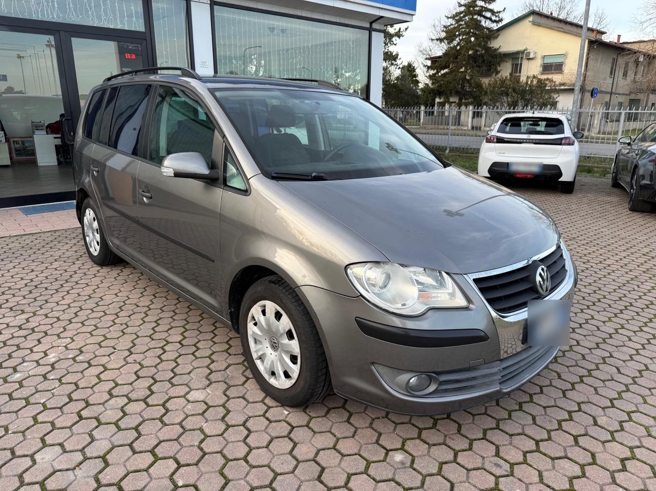 Volkswagen Touran 1.9 TDI 105CV DPF Conceptline OK NEOPATENTATI