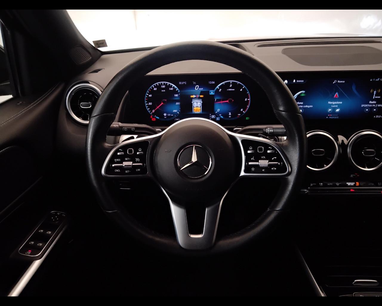 Mercedes-Benz GLB - X247 2019 - GLB 200 d Sport Plus auto