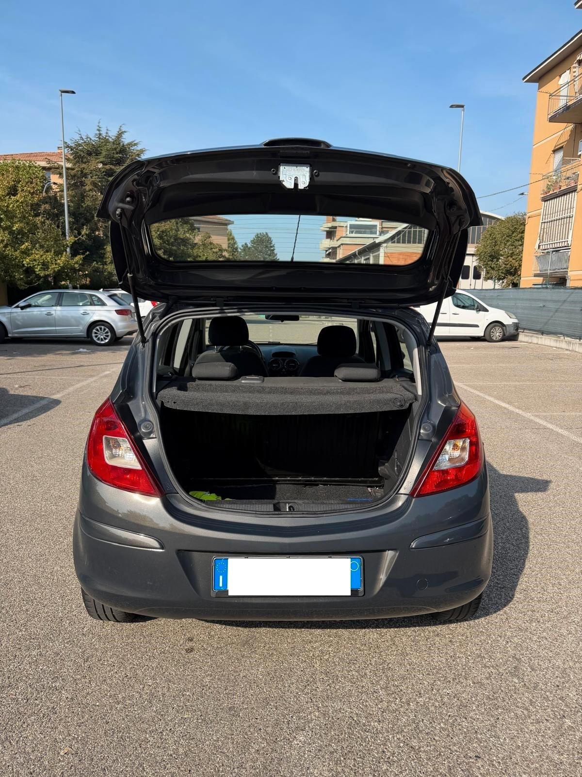 Opel Corsa 1.3 cdti - NEOPATENTATI - 12 MESI DI GARANZIA -