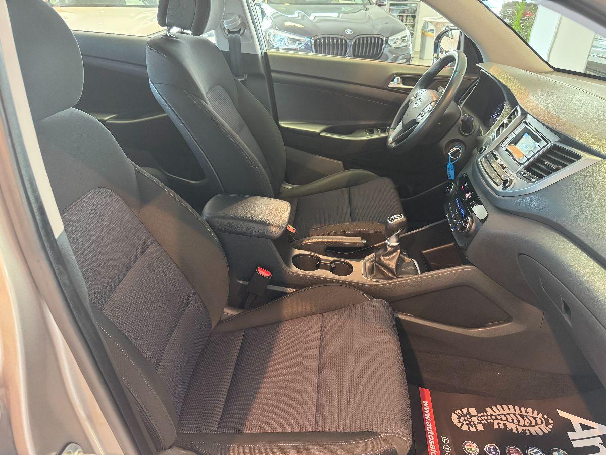 HYUNDAI Tucson 1.7 CRDi XPossible