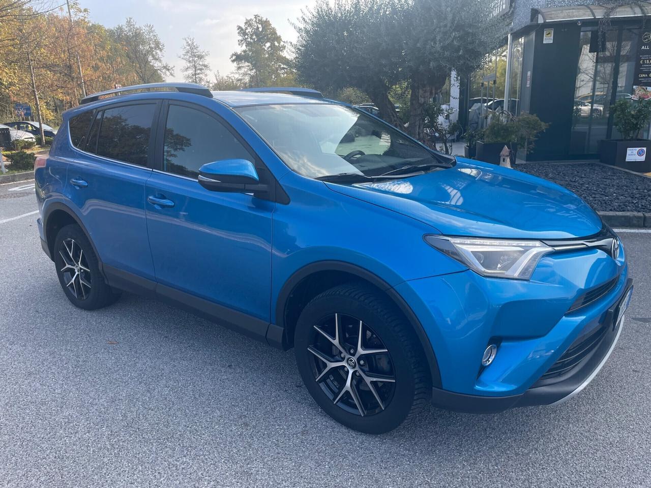 Toyota RAV 4 RAV4 2.0 D-4D 2WD*Neopatetati*Euro6B*Libro service