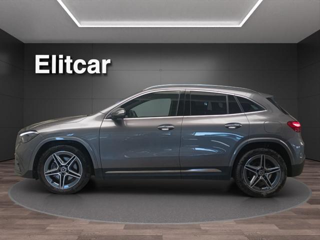 MERCEDES-BENZ GLA 180 Automatic AMG Line Premium