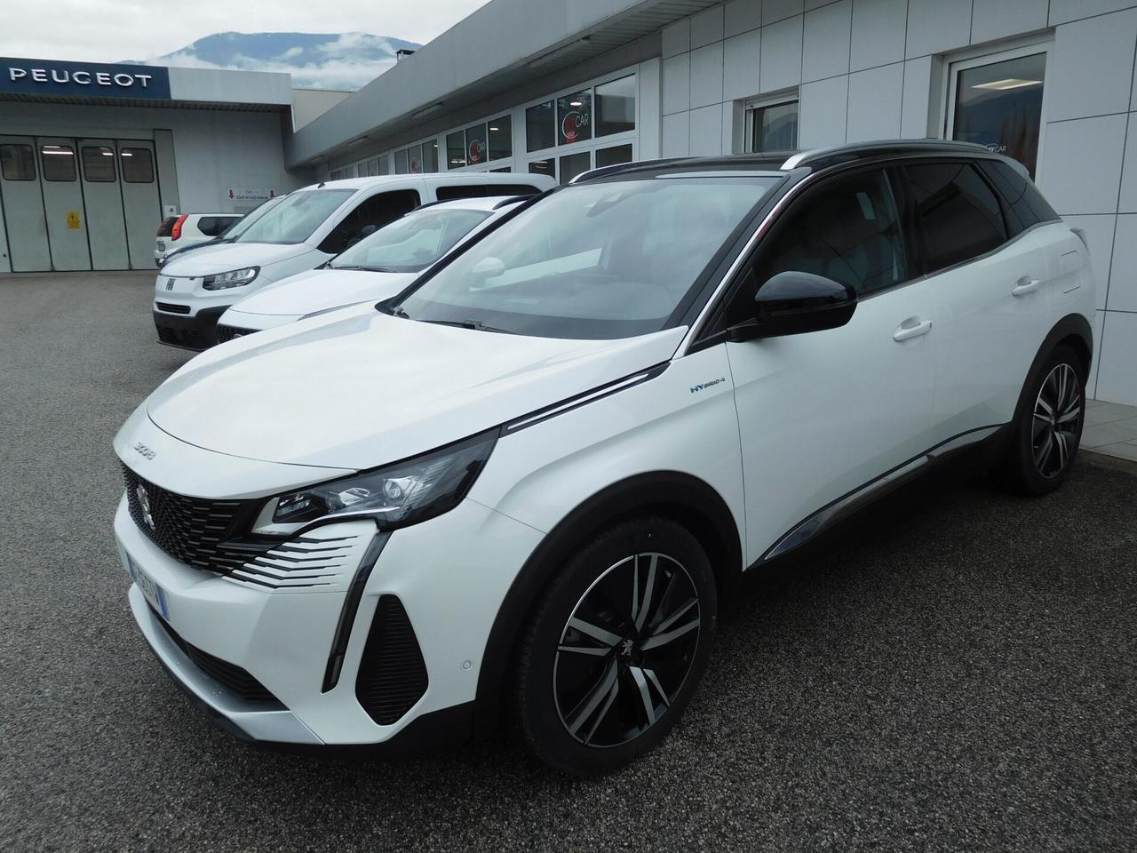 Peugeot 3008 Hybrid4 300 e-EAT8 GT Pack 4X4