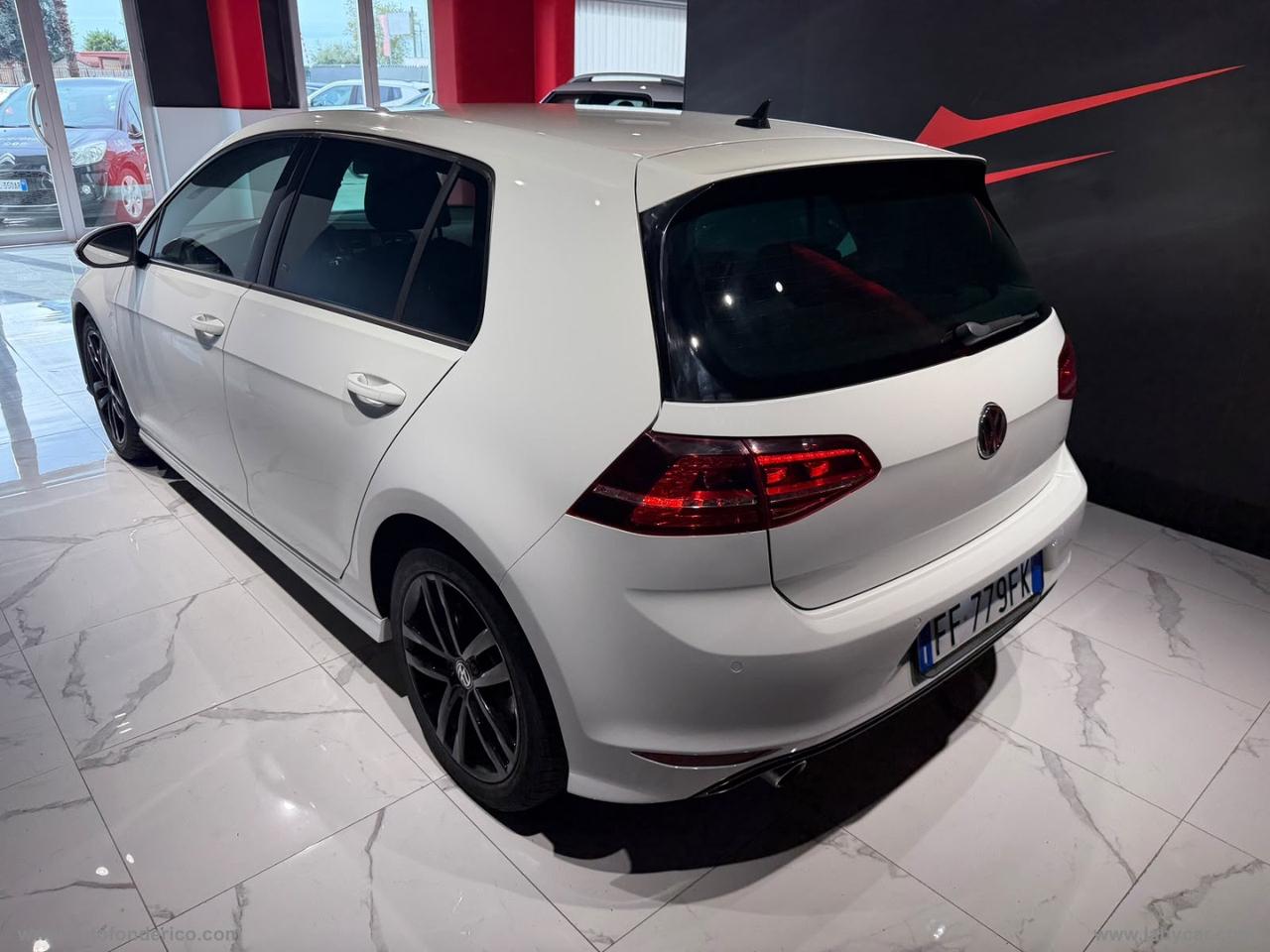 VOLKSWAGEN Golf 1.6 TDI 110 CV R-LINE