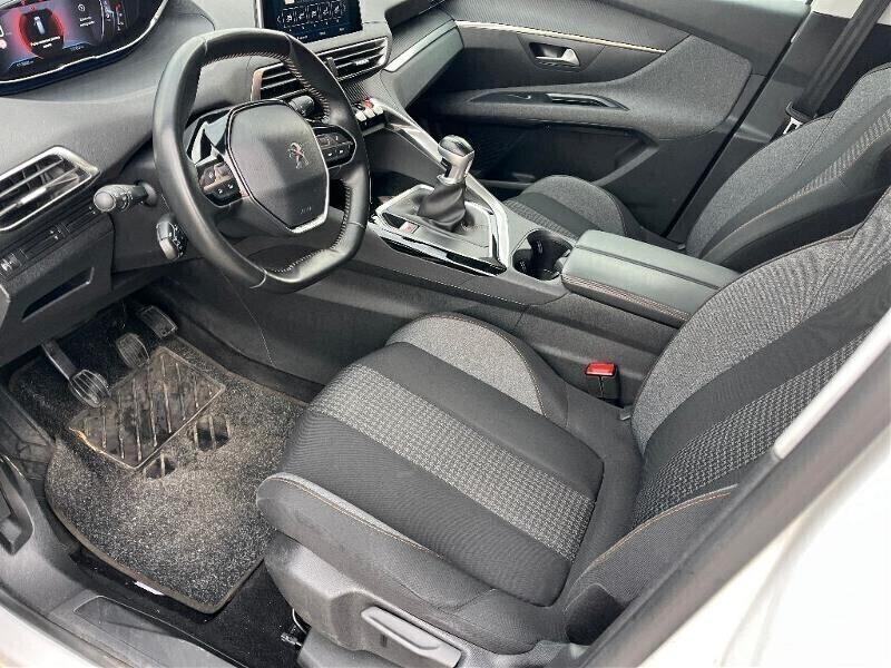 Peugeot 5008 BlueHDi 130 S&S Business