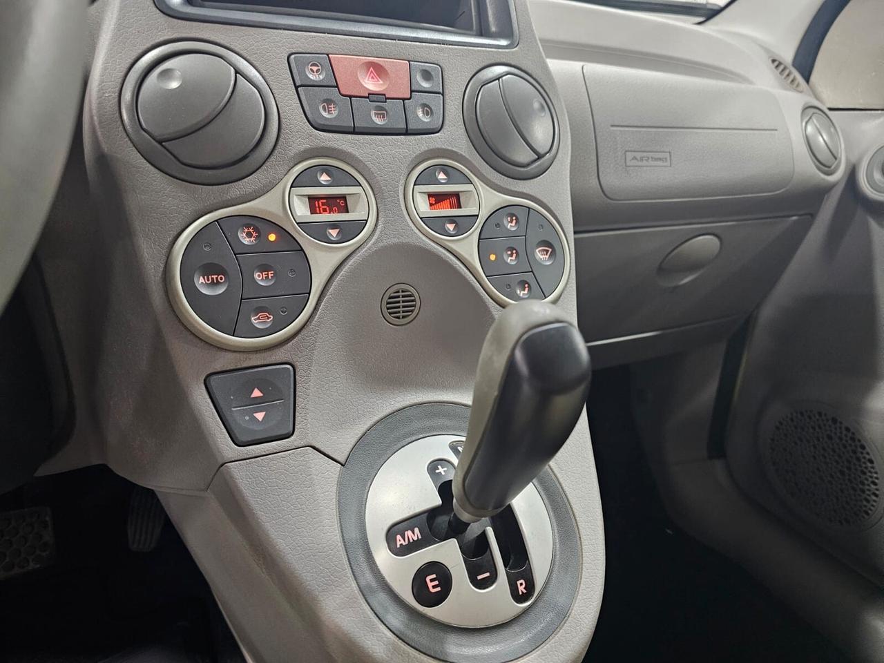 NUOVA FIAT PANDA EMOTION 1.2 DUALOGIC BENZ 60CV - CAMBIO AUTOMATICO