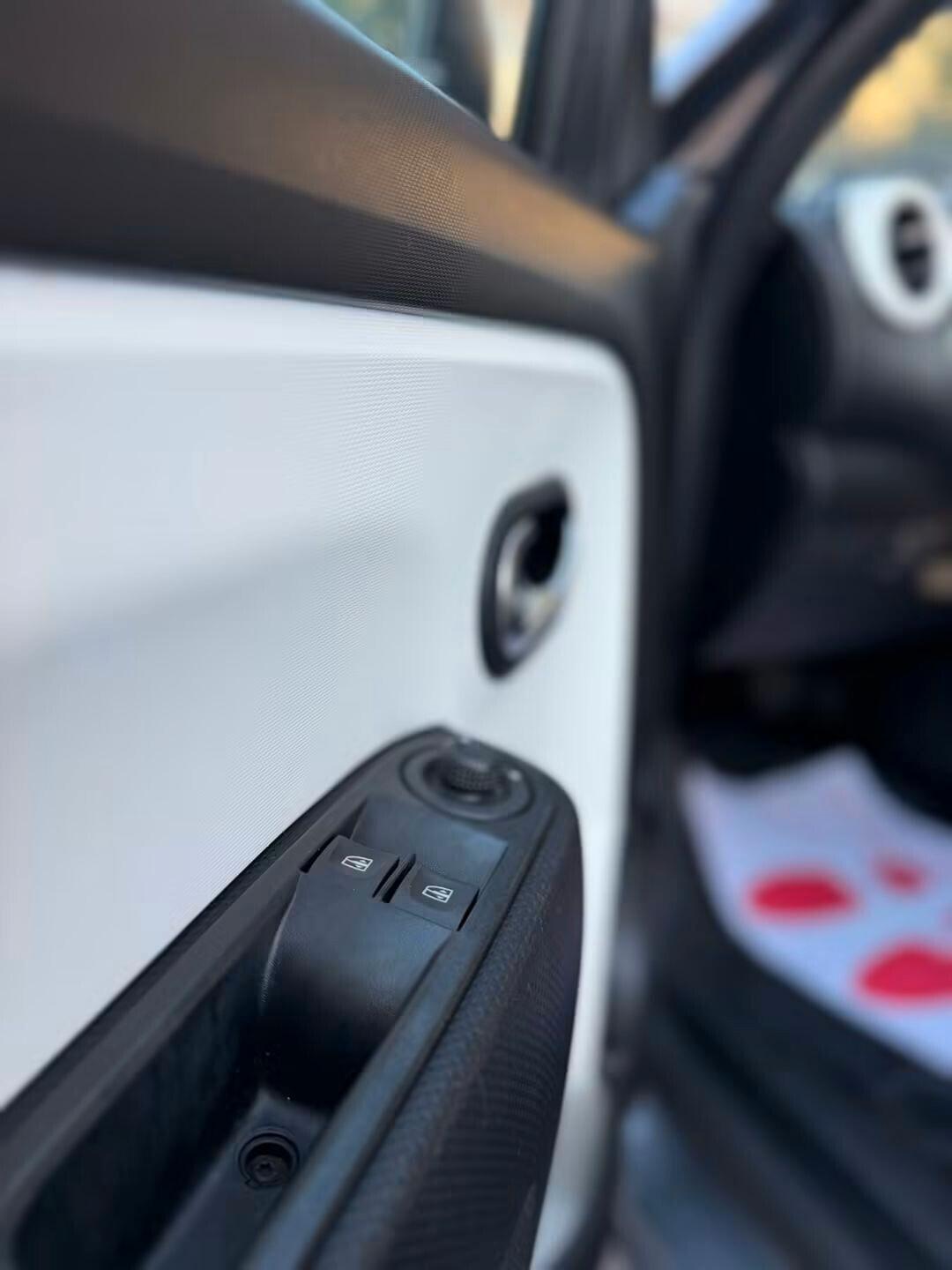 Renault Twingo limited automatica