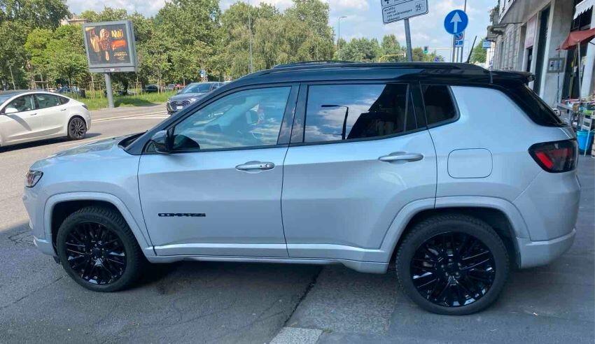 Jeep Compass 1.3 T4 240CV PHEV AT6 4xe S no vincoli finanziari