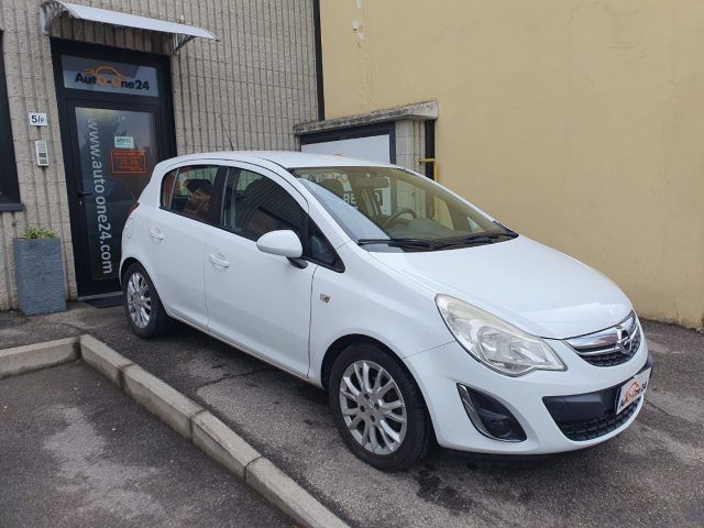 OPEL Corsa 1.2 85CV 5 porte Cosmo GPL-TECH NEOPATENTATI