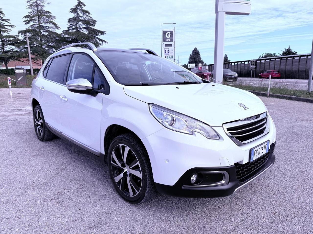 Peugeot 2008 BlueHDi 120 S&S Ok neopatentati