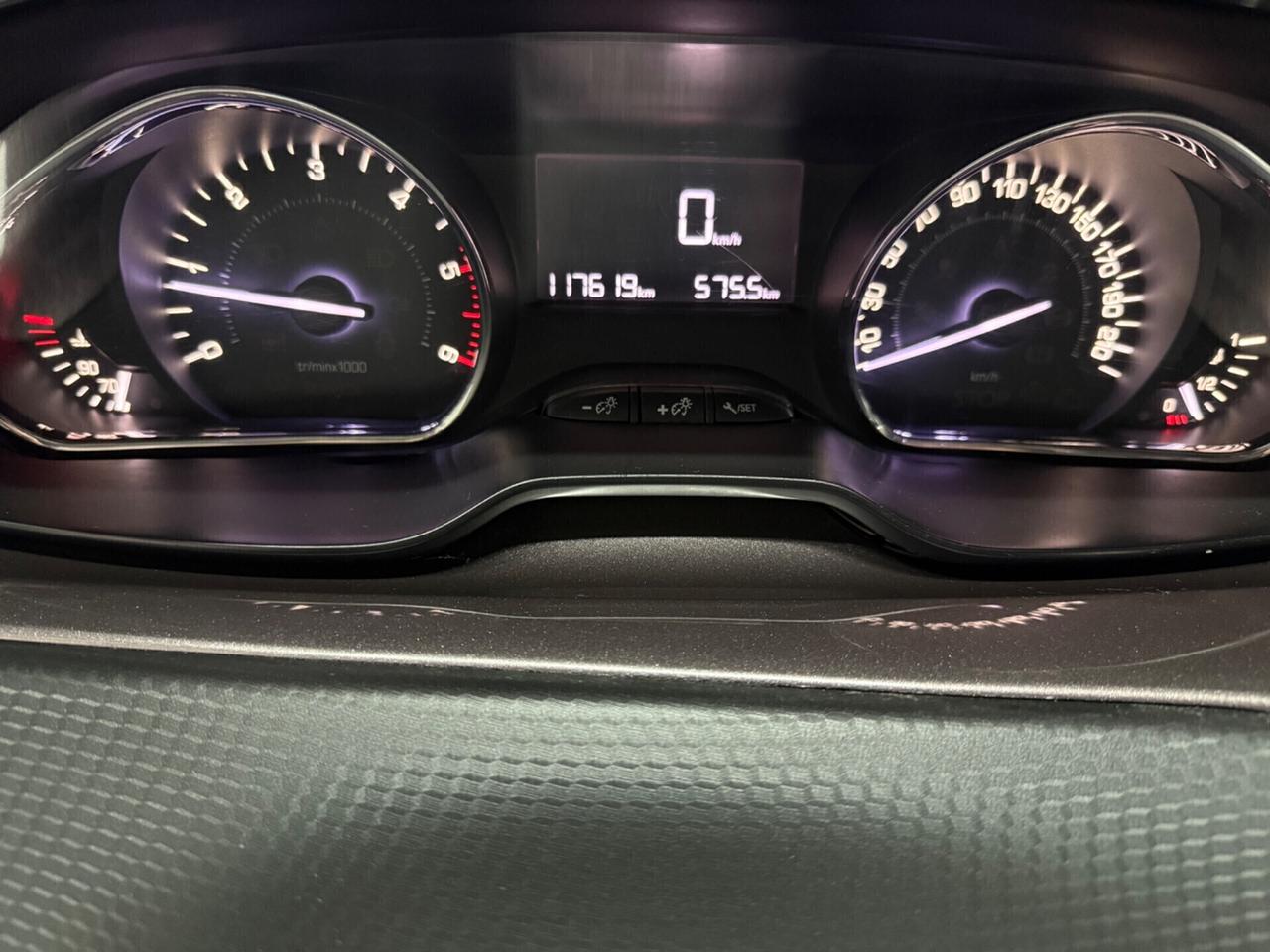 Peugeot 2008 1.6 e-HDi 92 CV - 2014