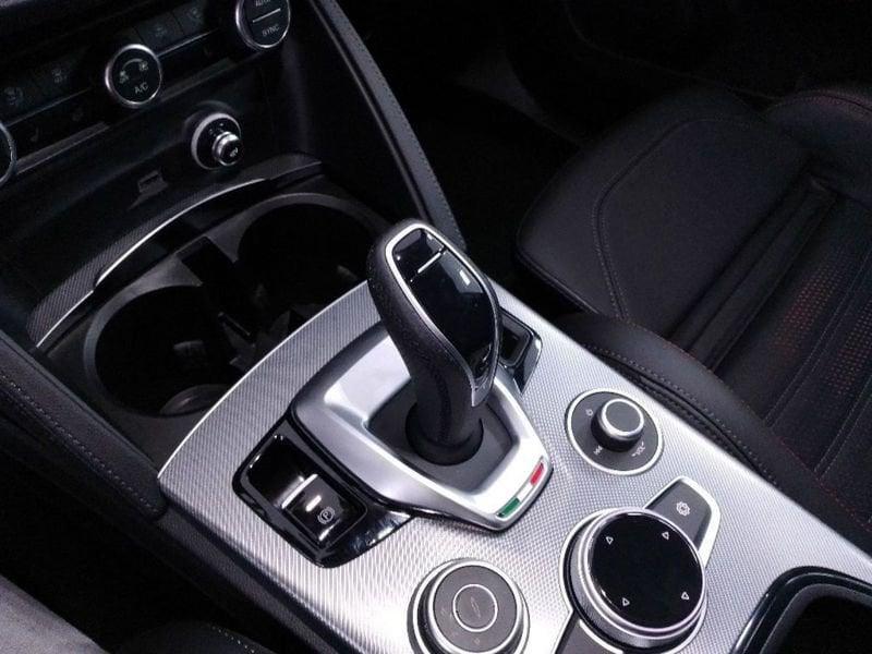 Alfa Romeo Stelvio 2.2 t Tributo Italiano Q4 210cv auto