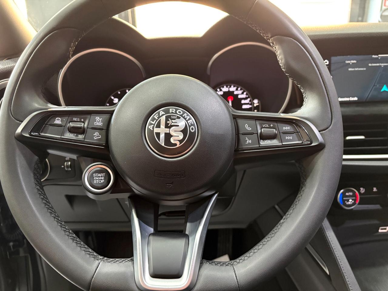 Alfa Romeo Stelvio 2.2 turbo diesel 160cv Auto RWD Business ITALIANA