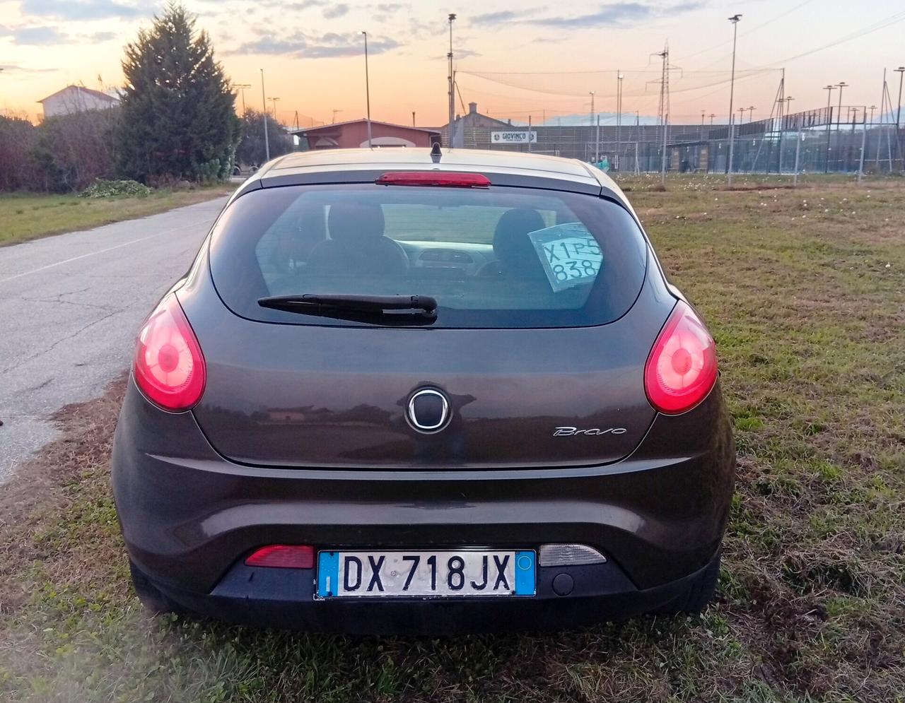 Fiat Bravo 1.4 90 cv Dynamic GPL .