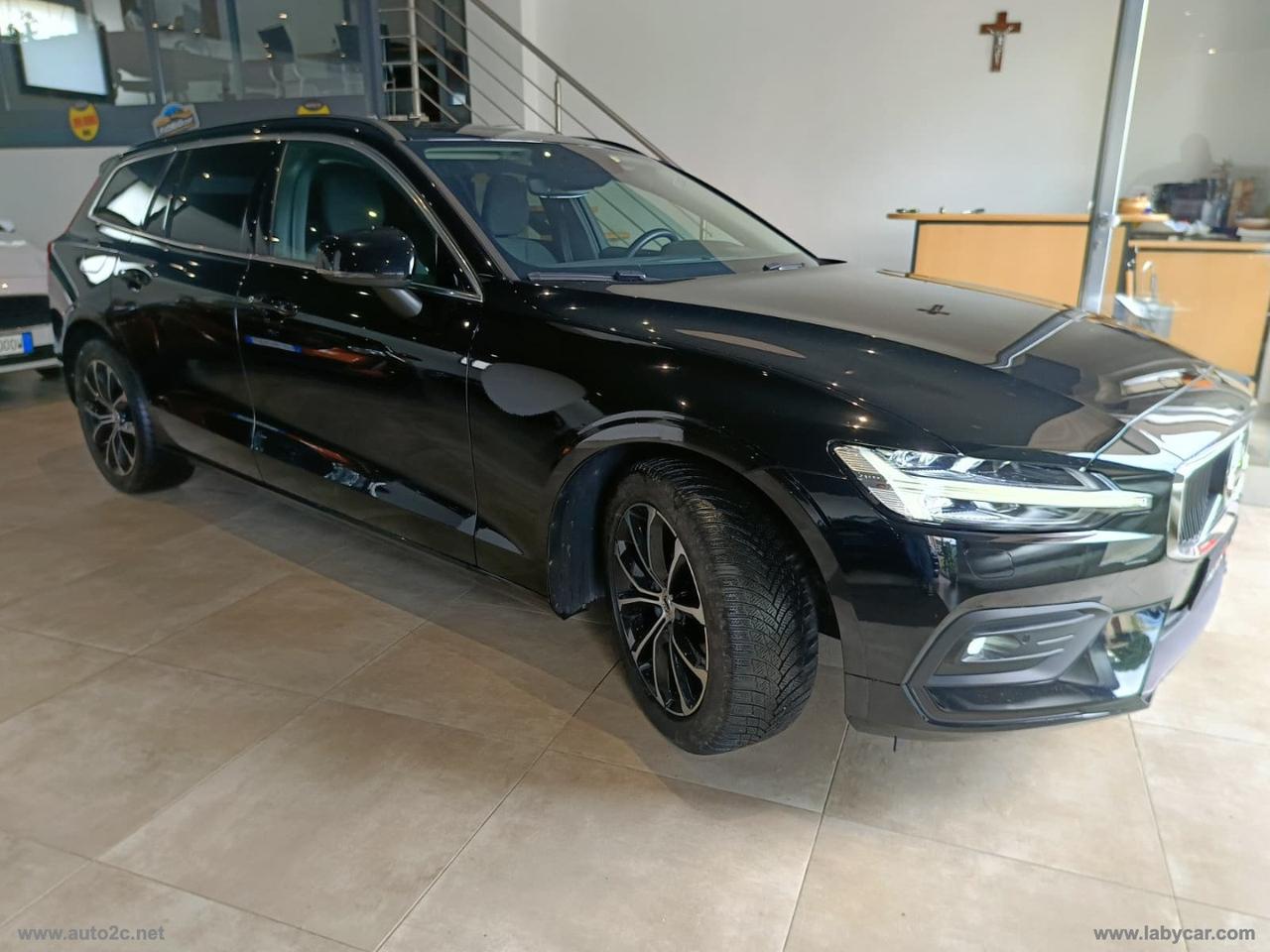 VOLVO V60 B4