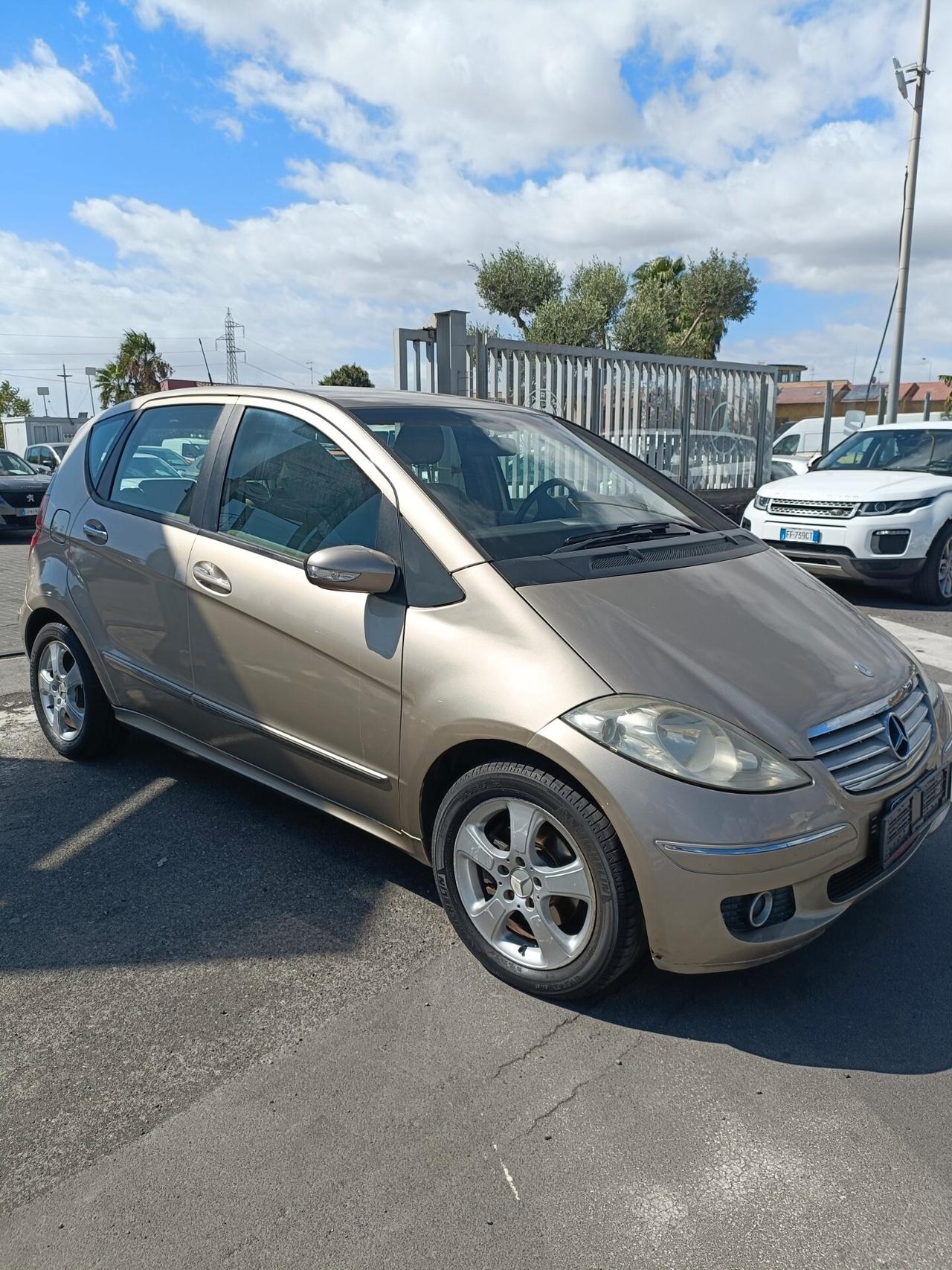 Mercedes-benz A 180 A 160 CDI Coupé Classic Basic