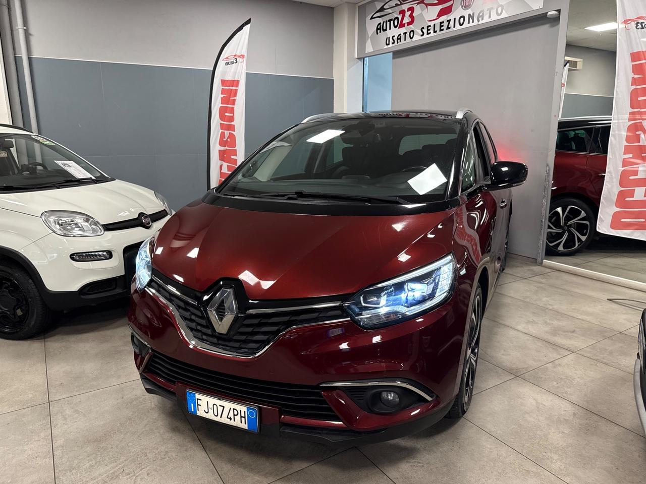 Renault Grand Scenic dCi 8V 110 CV EDC Energy Boose