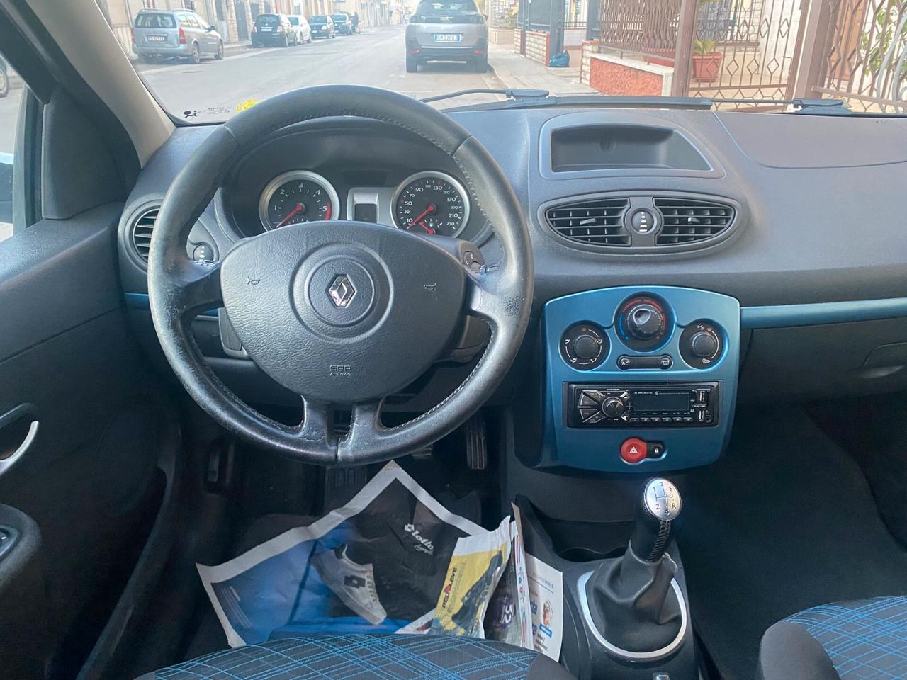 RENAULT CLIO 2008 1.5 DIESEL