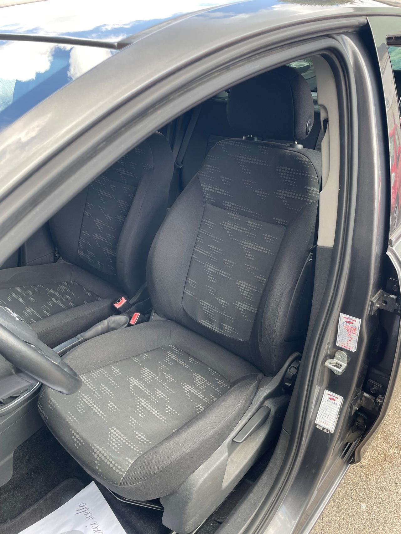 Opel Corsa 1.2 5 porte Cosmo Full dal nord Italia 4 cilindri