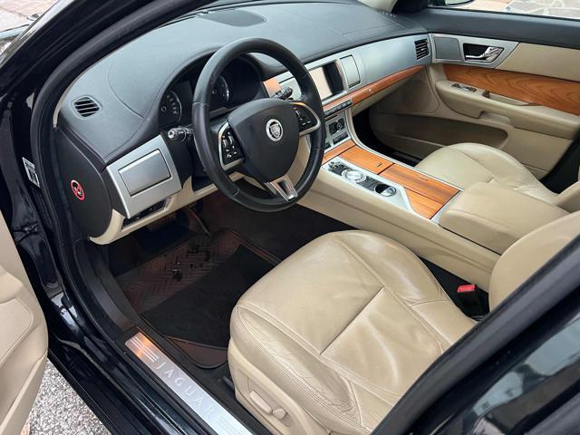JAGUAR XF 2.2 D 190 CV